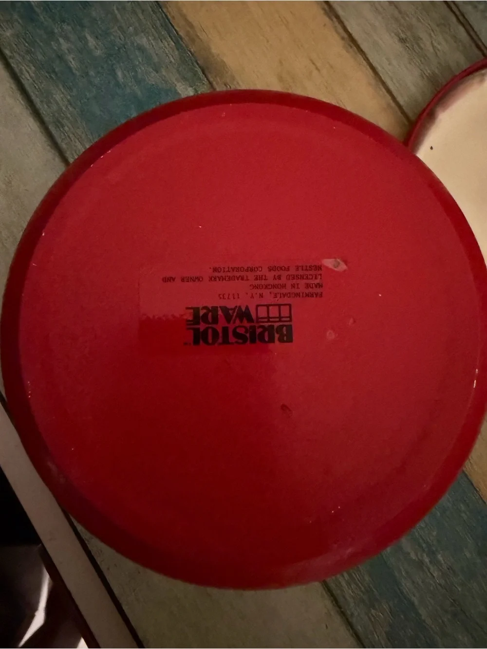 Nestle Vintage Cookie Tin Yellow, Cream and Red